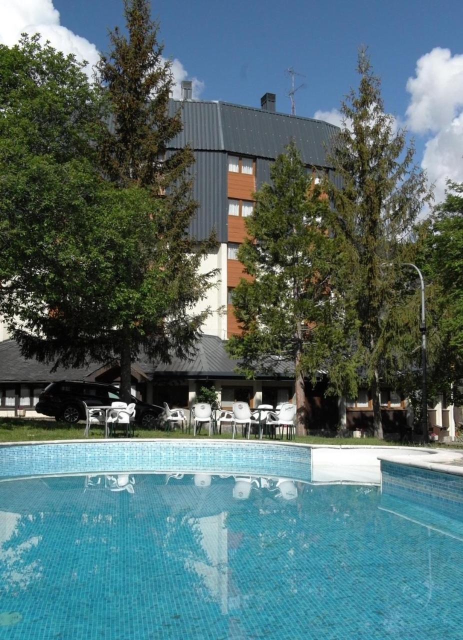 אספוט Hotel Or Blanc מראה חיצוני תמונה